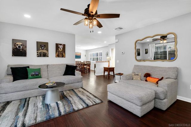 1352 Palomar, Vista, CA 92084