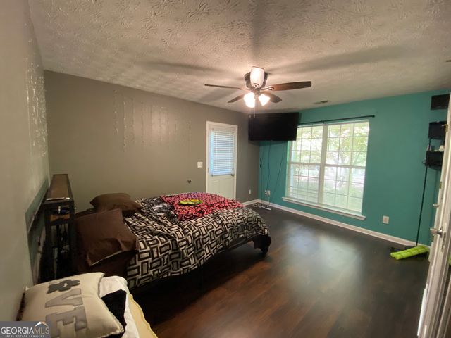 312 Cascade Court, Hampton, GA 30228