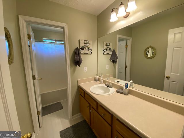 312 Cascade Court, Hampton, GA 30228