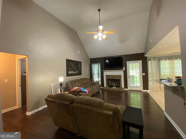 312 Cascade Court, Hampton, GA 30228