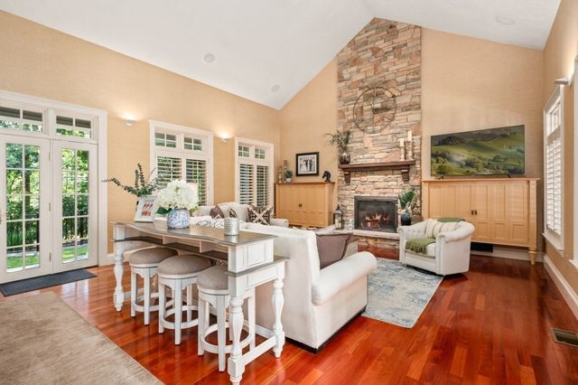 11 Black Horse Lane, Andover, MA 01810