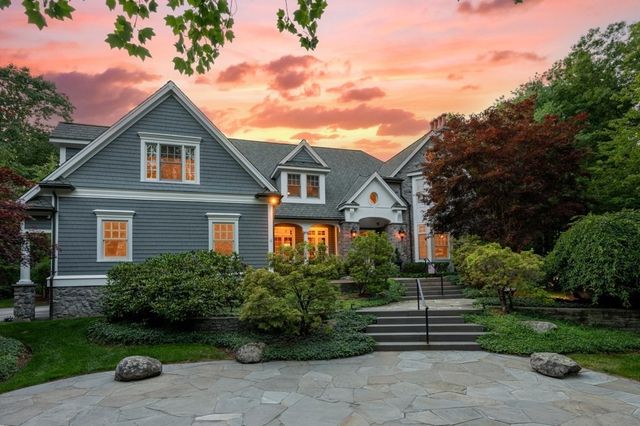 11 Black Horse Lane, Andover, MA 01810