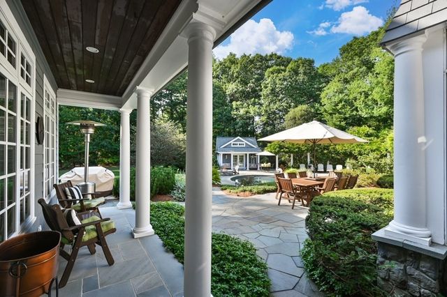 11 Black Horse Lane, Andover, MA 01810