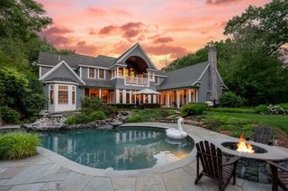 11 Black Horse Lane, Andover, MA 01810