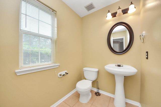 7238 Foxshadows Lane, Humble, TX 77338