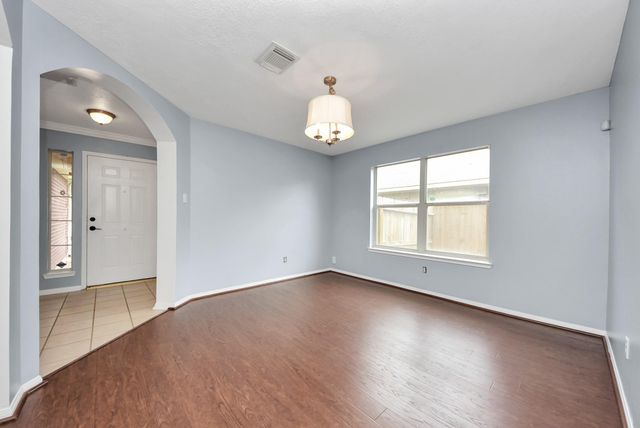 7238 Foxshadows Lane, Humble, TX 77338