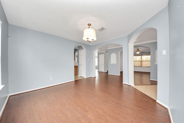 7238 Foxshadows Lane, Humble, TX 77338