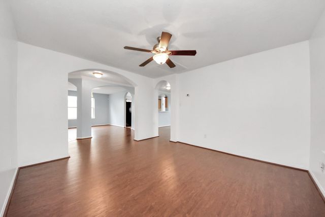 7238 Foxshadows Lane, Humble, TX 77338