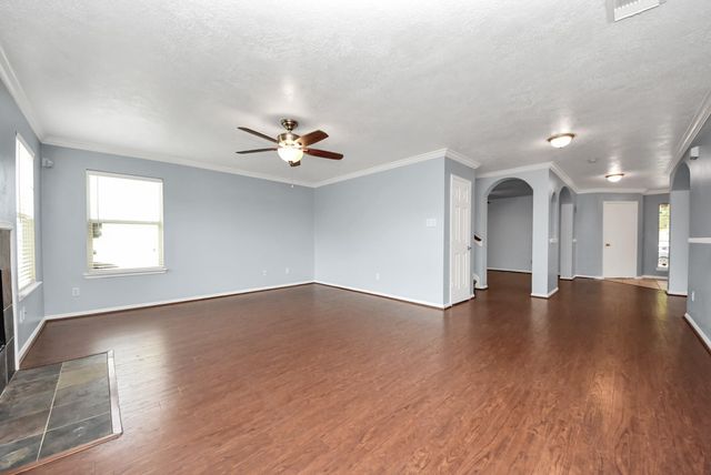 7238 Foxshadows Lane, Humble, TX 77338