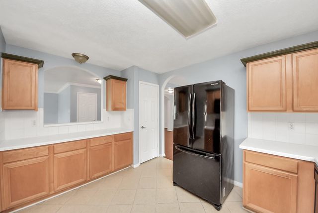 7238 Foxshadows Lane, Humble, TX 77338