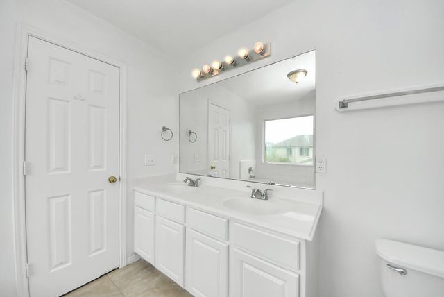 7238 Foxshadows Lane, Humble, TX 77338