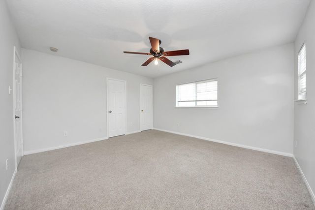 7238 Foxshadows Lane, Humble, TX 77338