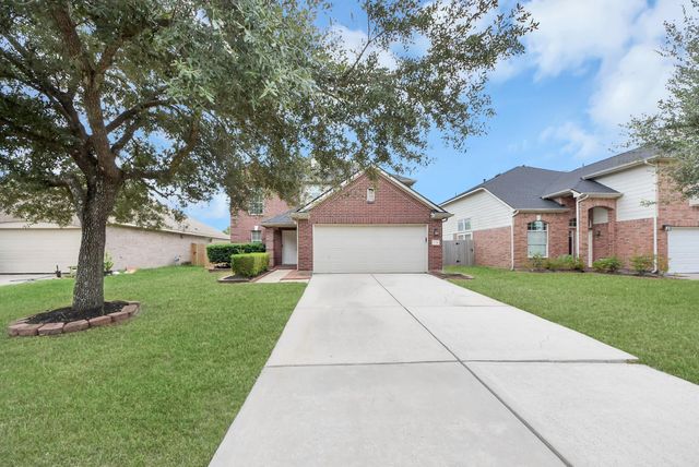 7238 Foxshadows Lane, Humble, TX 77338