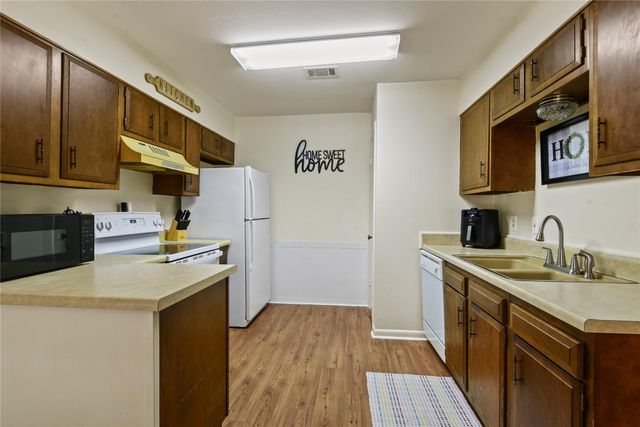 546 Georgetown Street 4, Beaumont, TX 77707