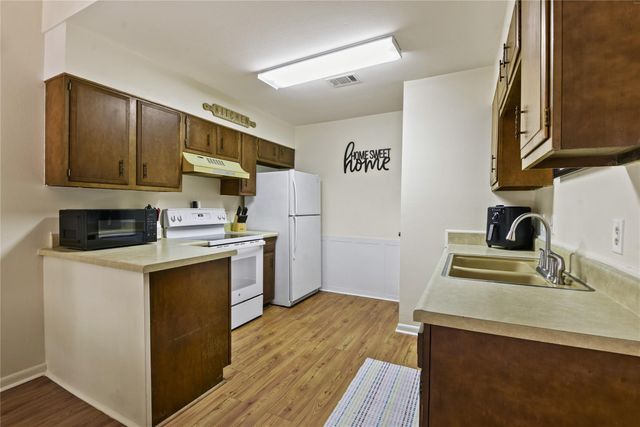 546 Georgetown Street 4, Beaumont, TX 77707