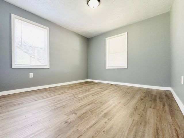 5498 Highway 472, Manchester, KY 40962