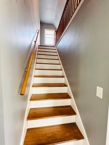 5498 Highway 472, Manchester, KY 40962