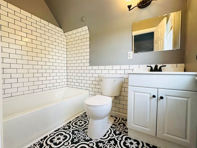 5498 Highway 472, Manchester, KY 40962