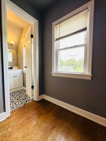 5498 Highway 472, Manchester, KY 40962