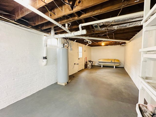 5498 Highway 472, Manchester, KY 40962