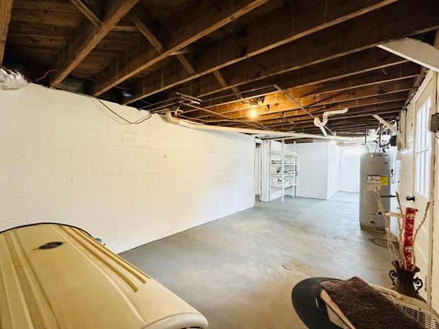 5498 Highway 472, Manchester, KY 40962