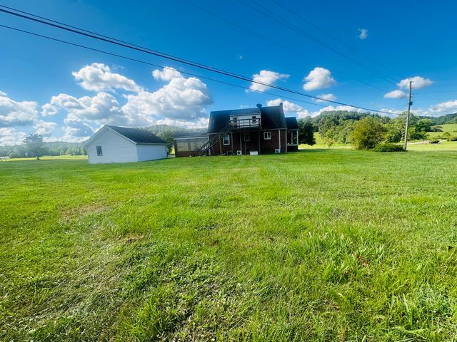 5498 Highway 472, Manchester, KY 40962