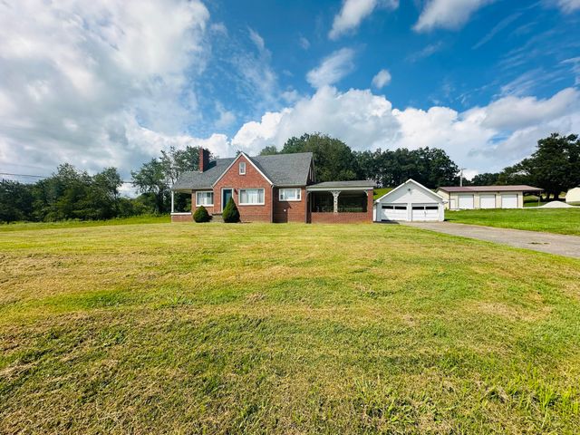 5498 Highway 472, Manchester, KY 40962