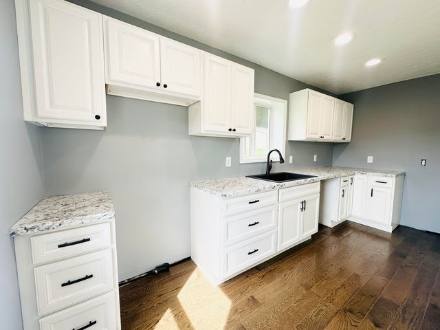 5498 Highway 472, Manchester, KY 40962