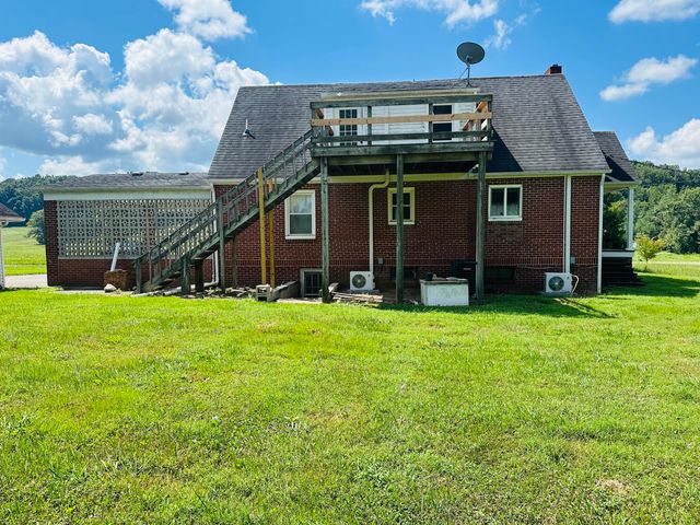 5498 Highway 472, Manchester, KY 40962