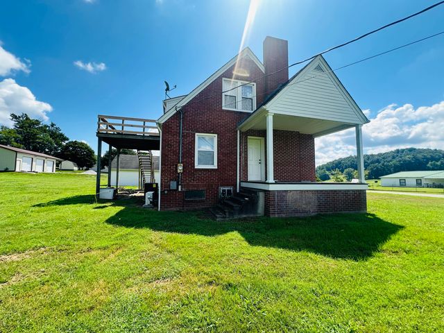 5498 Highway 472, Manchester, KY 40962