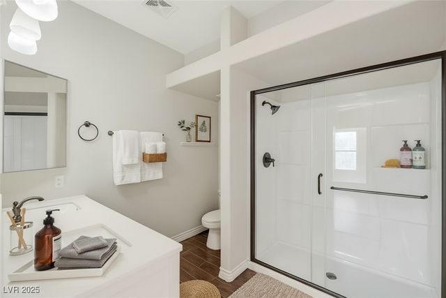 6709 Cobre Azul Avenue 102, Las Vegas, NV 89108