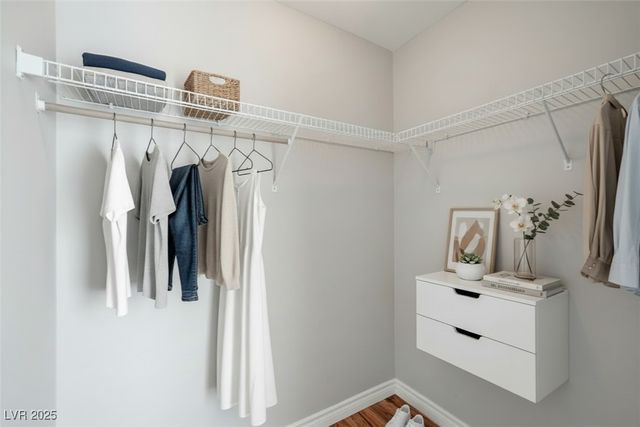 6709 Cobre Azul Avenue 102, Las Vegas, NV 89108