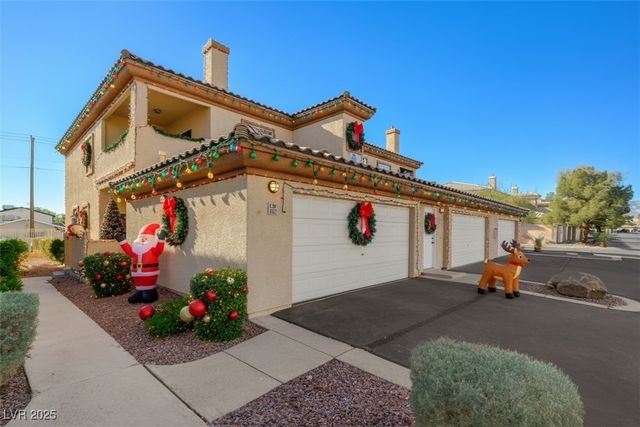 6709 Cobre Azul Avenue 102, Las Vegas, NV 89108