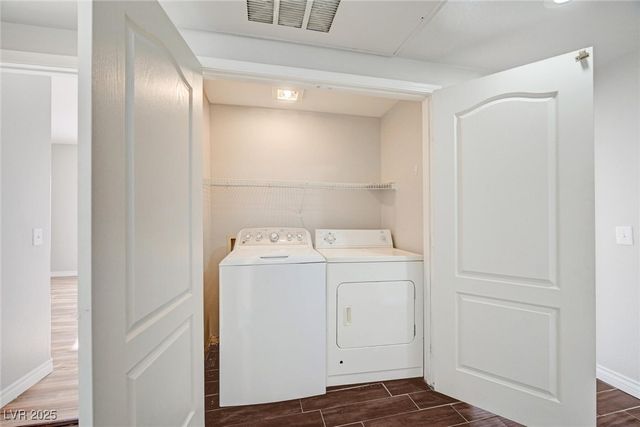 6709 Cobre Azul Avenue 102, Las Vegas, NV 89108