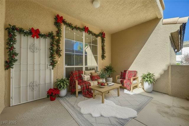 6709 Cobre Azul Avenue 102, Las Vegas, NV 89108