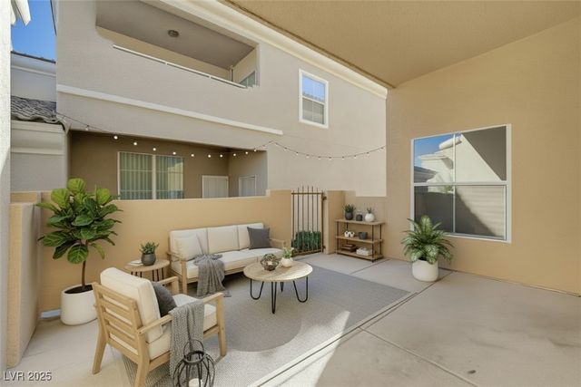 6709 Cobre Azul Avenue 102, Las Vegas, NV 89108