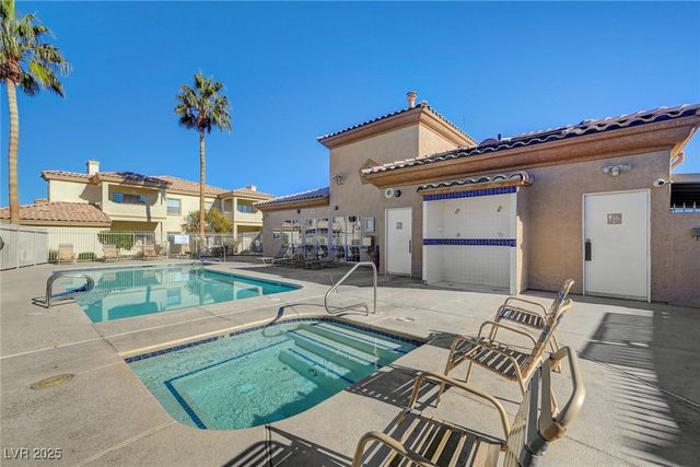 6709 Cobre Azul Avenue 102, Las Vegas, NV 89108