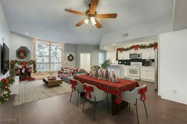 6709 Cobre Azul Avenue 102, Las Vegas, NV 89108