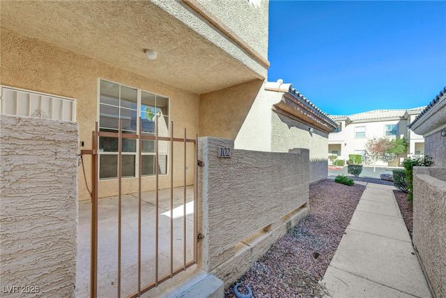 6709 Cobre Azul Avenue 102, Las Vegas, NV 89108