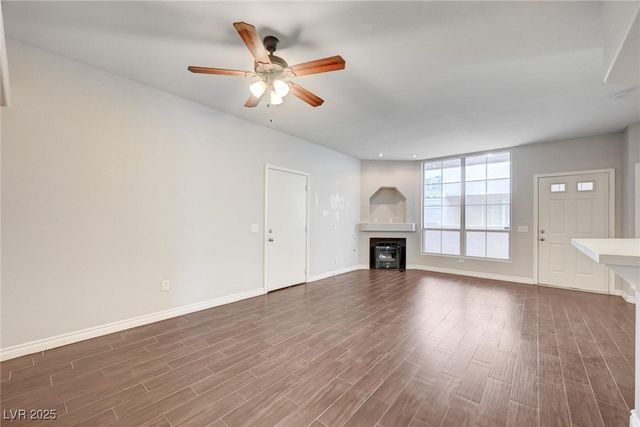 6709 Cobre Azul Avenue 102, Las Vegas, NV 89108