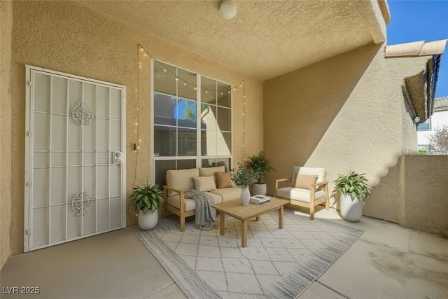 6709 Cobre Azul Avenue 102, Las Vegas, NV 89108