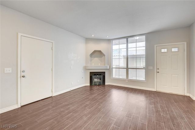 6709 Cobre Azul Avenue 102, Las Vegas, NV 89108