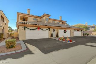 6709 Cobre Azul Avenue 102, Las Vegas, NV 89108