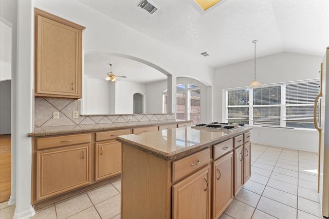 20326 Stone Lake Circle, Tomball, TX 77377