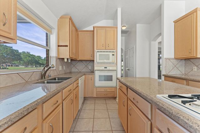 20326 Stone Lake Circle, Tomball, TX 77377