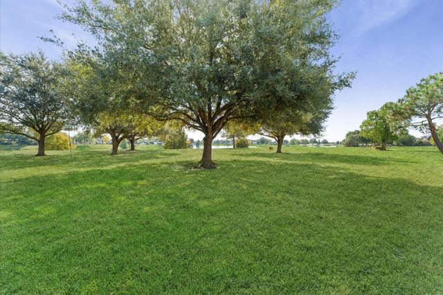 20326 Stone Lake Circle, Tomball, TX 77377