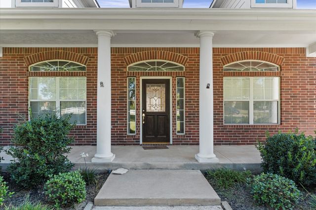 20326 Stone Lake Circle, Tomball, TX 77377