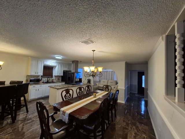 10911 Sageyork Dr, South Houston, TX 77089