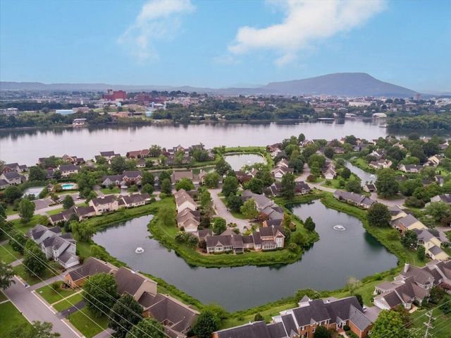 1516 Heritage Landing Drive, Chattanooga, TN 37405