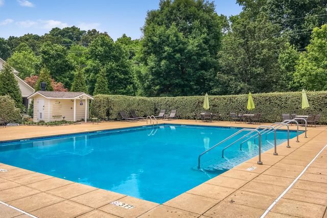 1516 Heritage Landing Drive, Chattanooga, TN 37405
